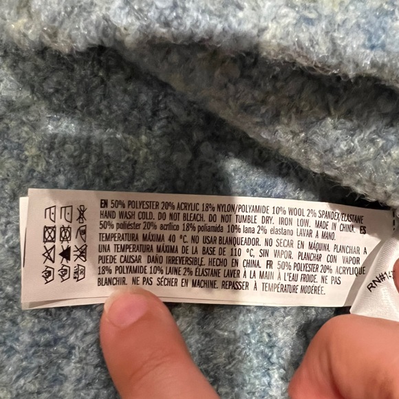 English Factory Women’s Light Blue Cozy Crewneck Sweater Size Medium NWT - Picture 11 of 12